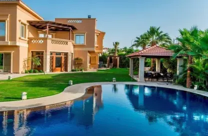 Villa - 5 Bedrooms - 5 Bathrooms for sale in Swan Lake Residence - 5th Settlement Compounds - The 5th Settlement - New Cairo City - Cairo