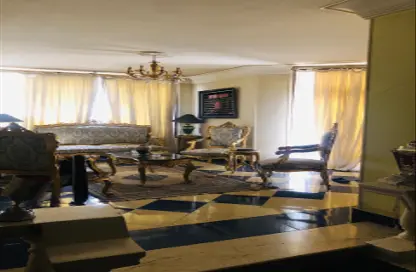 Apartment - 3 Bedrooms - 2 Bathrooms for sale in Nasr City - Cairo