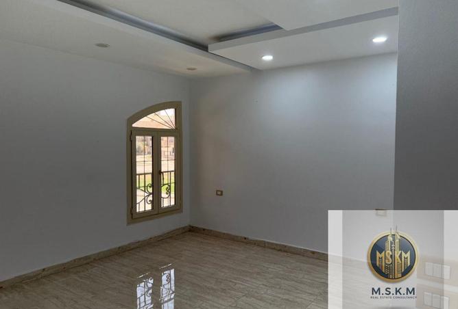 8413857 - Property Image 3