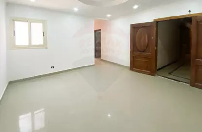شقة - 3 غرف نوم - 3 حمامات للبيع في ميدان جليم - جليم - حي شرق - الاسكندرية