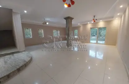 Twin House - 5 Bedrooms - 4 Bathrooms for rent in Greens - 6th District - Sheikh Zayed City - Giza