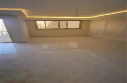 شقة - 3 غرف نوم - 2 حمامات للايجار في المهندسين - الجيزة
