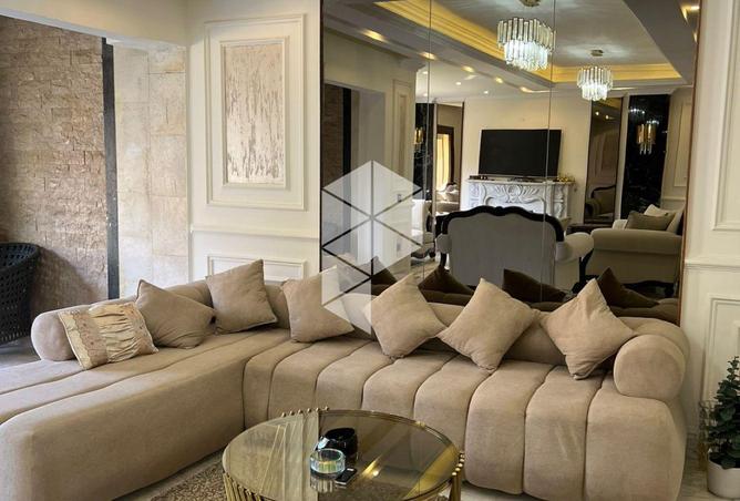 8081860 - Property Main Image
