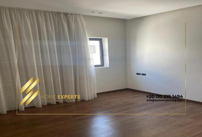 8026670 - Property Image 2