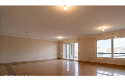 Apartment - 3 Bedrooms - 3 Bathrooms for sale in New Giza - Cairo Alexandria Desert Road - 6 October City - Giza