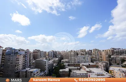 شقة - 3 غرف نوم - 1 حمام للبيع في شارع محرم بك - محرم بك - حي وسط - الاسكندرية