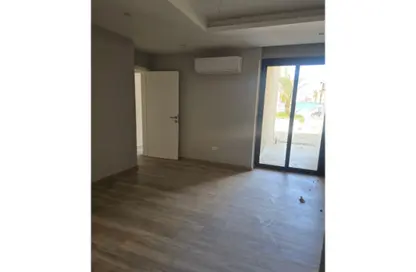 Apartment - 3 Bedrooms - 3 Bathrooms for rent in Village West - Sheikh Zayed Compounds - Sheikh Zayed City - Giza