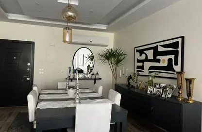 Apartment - 3 Bedrooms - 2 Bathrooms for sale in 9th District - Sheikh Zayed City - Giza