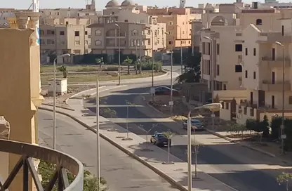 شقة - 3 غرف نوم - 2 حمامات للبيع في لازورد - الحي الثامن - الشيخ زايد - الجيزة