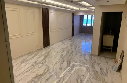 Apartment - 3 Bedrooms - 2 Bathrooms for sale in Mohamed Naguib St. - Sidi Beshr - Hay Awal El Montazah - Alexandria