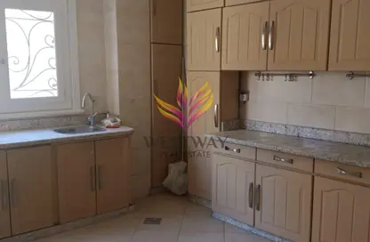 شقة - 3 غرف نوم - 3 حمامات للايجار في الحي السابع - الشيخ زايد - الجيزة