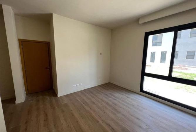 8221143 - Property Image 3