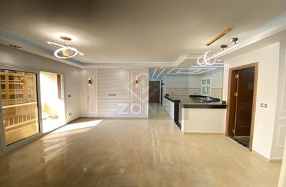 Apartment - 3 Bedrooms - 2 Bathrooms for sale in Madinaty - Cairo