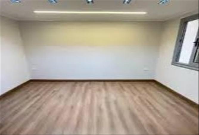 8309213 - Property Image 2