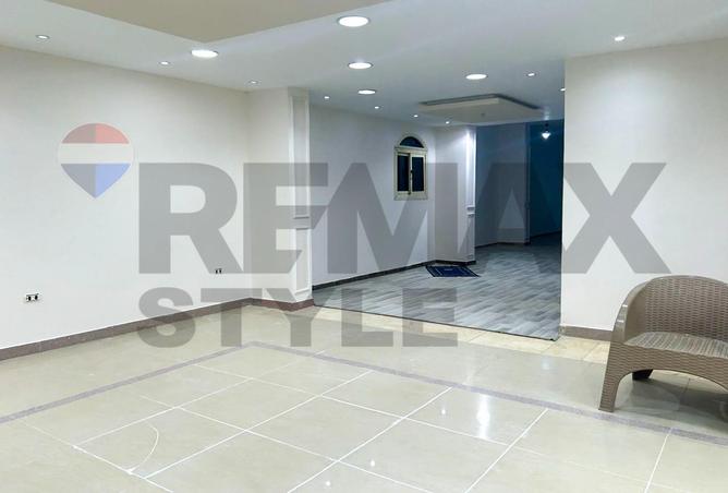 8484931 - Property Image 3