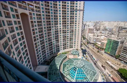 Apartment - 3 Bedrooms - 3 Bathrooms for rent in San Stefano Grand Plaza - San Stefano - Hay Sharq - Alexandria