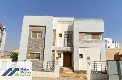 Villa - 6 Bedrooms - 7 Bathrooms for sale in El Koronfel - The 5th Settlement - New Cairo City - Cairo