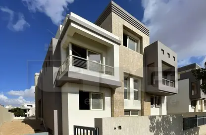 Villa - 6 Bedrooms - 6 Bathrooms for sale in Cairo Festival City - North Investors Area - New Cairo City - Cairo