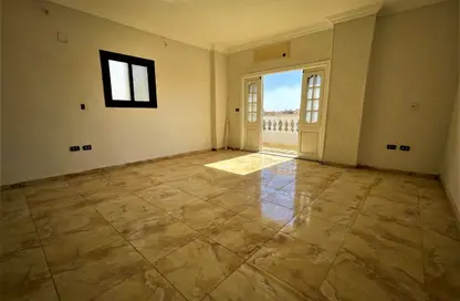 Apartment - 2 Bedrooms - 1 Bathroom for sale in 11th District - Sheikh Zayed City - Giza Apartment - 2 Bedrooms - 1 Bathroom for sale in 11th District - Sheikh Zayed City - Giza