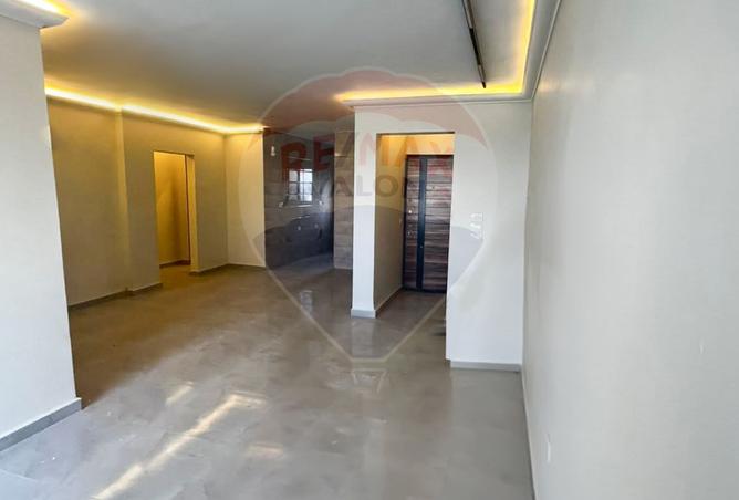 8008753 - Property Image 2