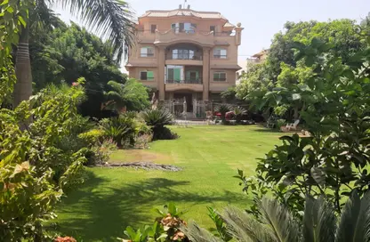 Villa - 7+ Bedrooms - 7 Bathrooms for sale in West Somid Road - West Somid - 6 October City - Giza