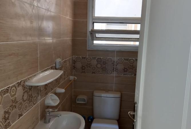 8452610 - Property Image 3