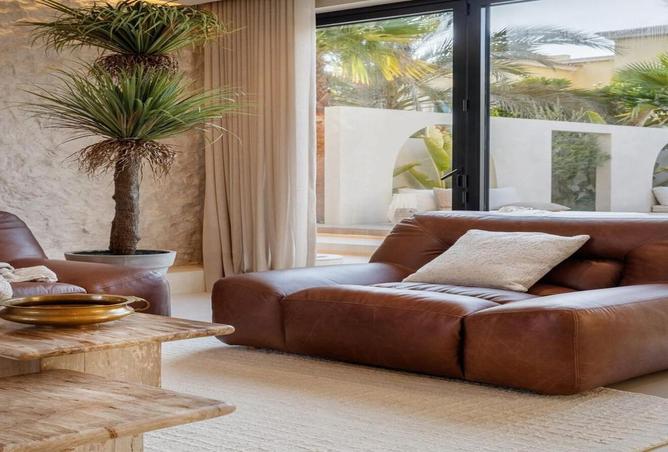 8290613 - Property Image 2