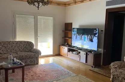 Villa - 7 Bedrooms - 7 Bathrooms for sale in Hyde Park Central - The 6th Settlement - New Cairo City - Cairo