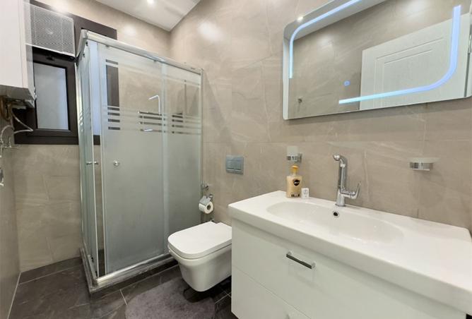 8006030 - Property Image 3