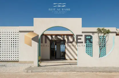 Villa - 5 Bedrooms - 6 Bathrooms for sale in Beit Al Bahr - Sidi Heneish - North Coast