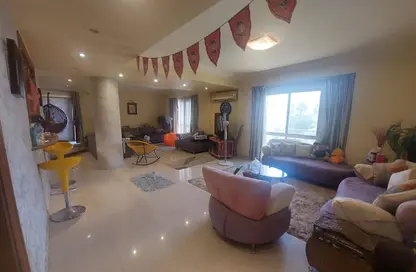 شقة - 2 غرف نوم - 2 حمامات للبيع في حدائق المهندسين - الحي الرابع - الشيخ زايد - الجيزة