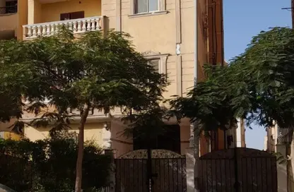 فيلا - 3 غرف نوم - 2 حمامات للبيع في التجمع الاول - مدينة القاهرة الجديدة - القاهرة
