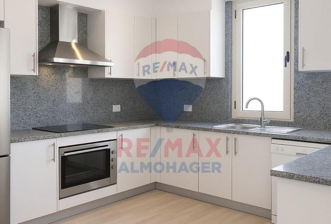 8121026 - Property Image 3