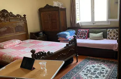 شقة - 3 غرف نوم - 2 حمامات للبيع في شارع محيي الدين عبد الحميد - المنطقة الثامنة - مدينة نصر - القاهرة