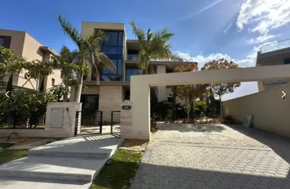 Villa - 4 Bedrooms - 5 Bathrooms for sale in The Estates - Sheikh Zayed Compounds - Sheikh Zayed City - Giza