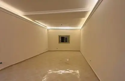 Apartment - 3 Bedrooms - 2 Bathrooms for rent in Street16 - District 3 - The 5th Settlement - New Cairo City - Cairo