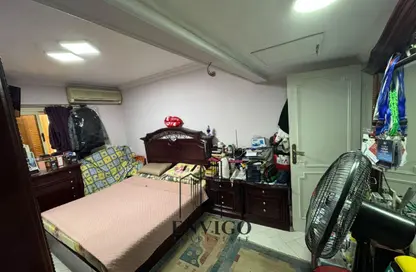 Apartment - 3 Bedrooms - 2 Bathrooms for sale in Nagaty Serag St. - 8th Zone - Nasr City - Cairo