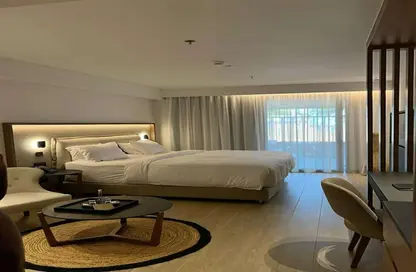 Hotel Apartment - Studio - 3 Bathrooms for sale in Fifth Square - The 5th Settlement - New Cairo City - Cairo