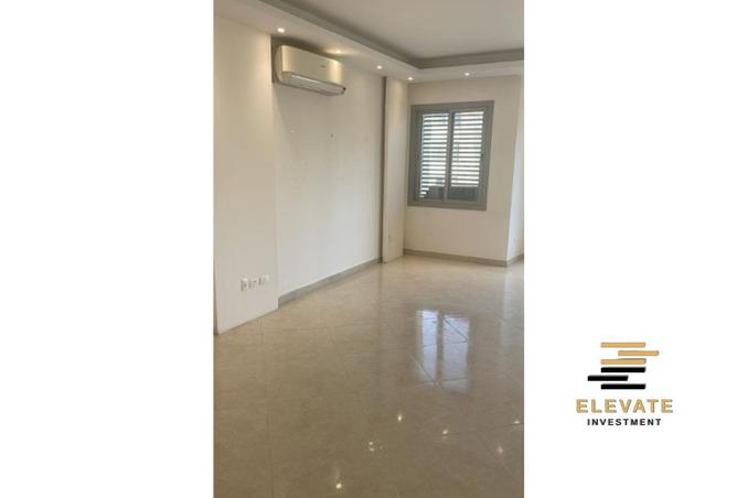 8090887 - Property Image 3