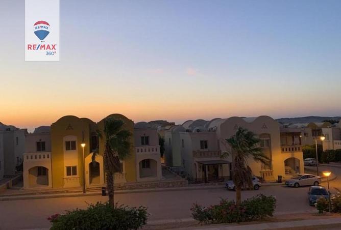 8192369 - Property Image 3