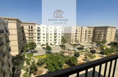Apartment - 2 Bedrooms - 2 Bathrooms for rent in Garden Residence - Hyde Park - New Cairo City - Cairo