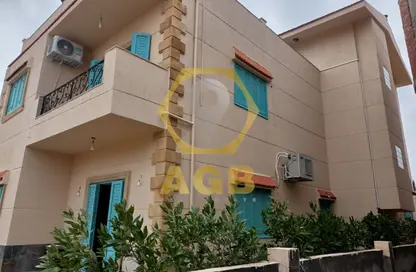 فيلا - 5 غرف نوم - 3 حمامات للبيع في فرح 1 - سيدي عبد الرحمن - الساحل الشمالي