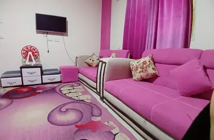شقة - 2 غرف نوم - 1 حمام للايجار في شارع كورنيش النيل - المعادي - حي المعادي - القاهرة