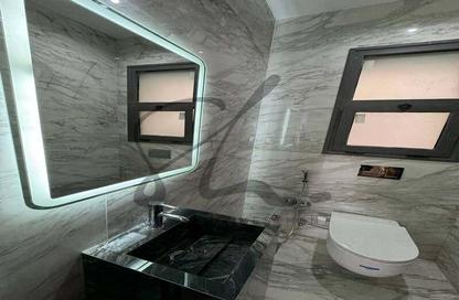 Apartment - 3 Bedrooms - 2 Bathrooms for sale in American University Housing District - 5th Settlement Compounds - The 5th Settlement - New Cairo City - Cairo