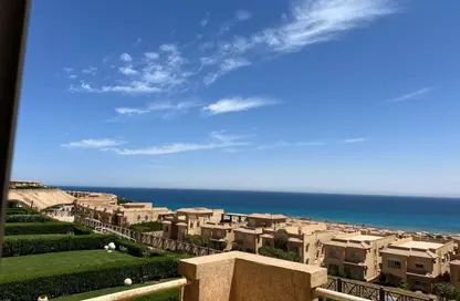 (بنتهاوس  (روف - 2 غرف نوم - 2 حمامات للبيع في تلال السخنة - العين السخنة - السويس