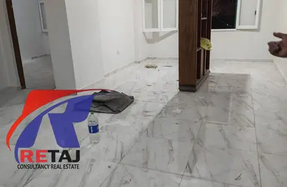 شقة - 4 غرف نوم - 3 حمامات للايجار في شارع الدكتور حسنين عبد القادر - المنطقة السادسة - مدينة نصر - القاهرة