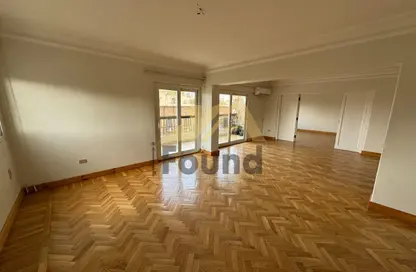 Apartment - 4 Bedrooms - 3 Bathrooms for rent in Al Aziz Othman St. - Zamalek - Cairo