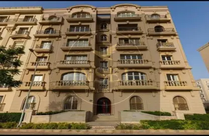Apartment - 3 Bedrooms - 2 Bathrooms for sale in Hyde Park - 5th Settlement Compounds - The 5th Settlement - New Cairo City - Cairo