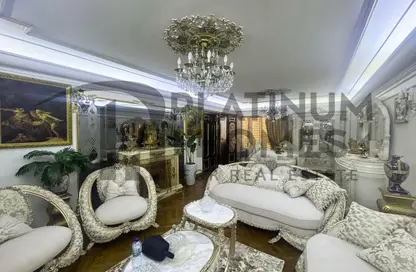 Apartment - 3 Bedrooms - 3 Bathrooms for sale in Al Ekbal St. - Laurent - Hay Sharq - Alexandria