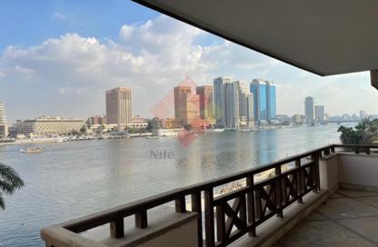 Apartment - 4 Bedrooms - 5 Bathrooms for sale in Mohamed Abdel Wahab St. - Zamalek - Cairo